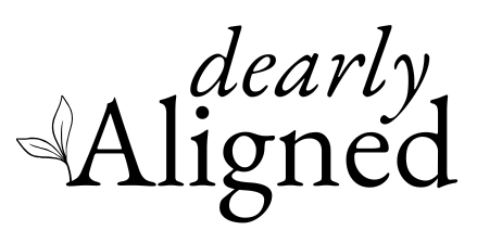 dearlyaligned.com